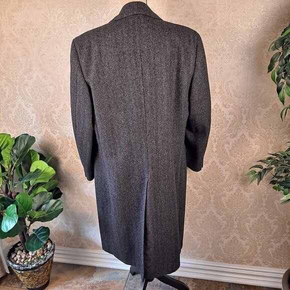 Harry Rosen Wool OverCoat Lined Samuelsohn Gray Herringbone Single Breasted - Picture 8 of 16